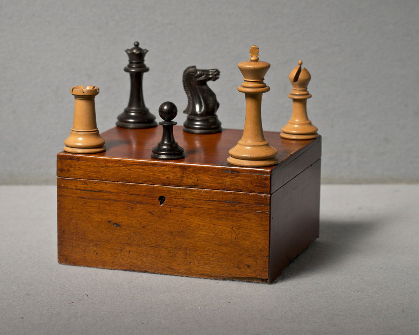 Jaques Staunton 4 1/2 inch Chess Set, circa 1870 - Luke Honey | Antiques, Chess, Backgammon & Games