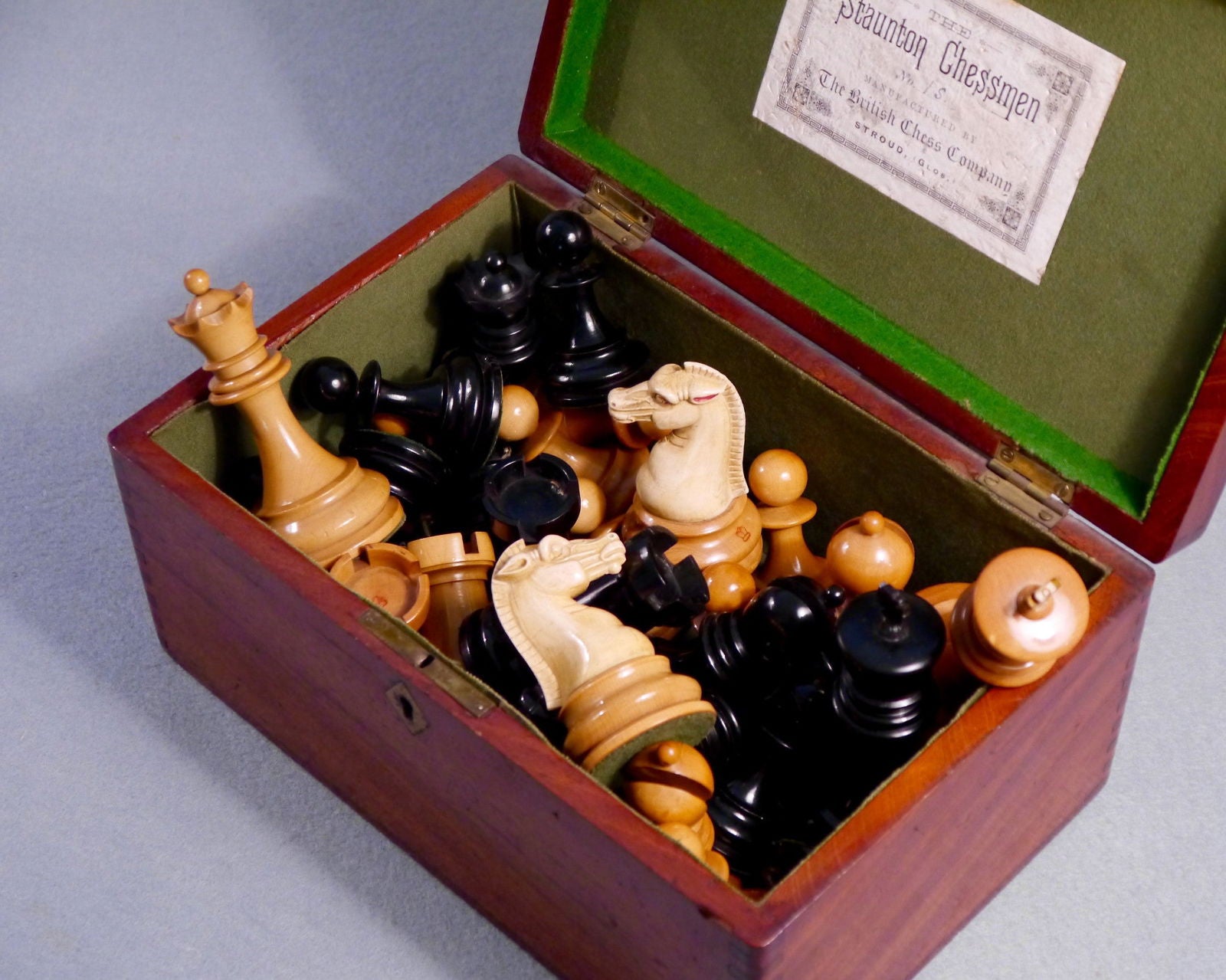 A British Chess Company Staunton Set, No 1.S - Luke Honey | Antiques, Chess, Backgammon & Games