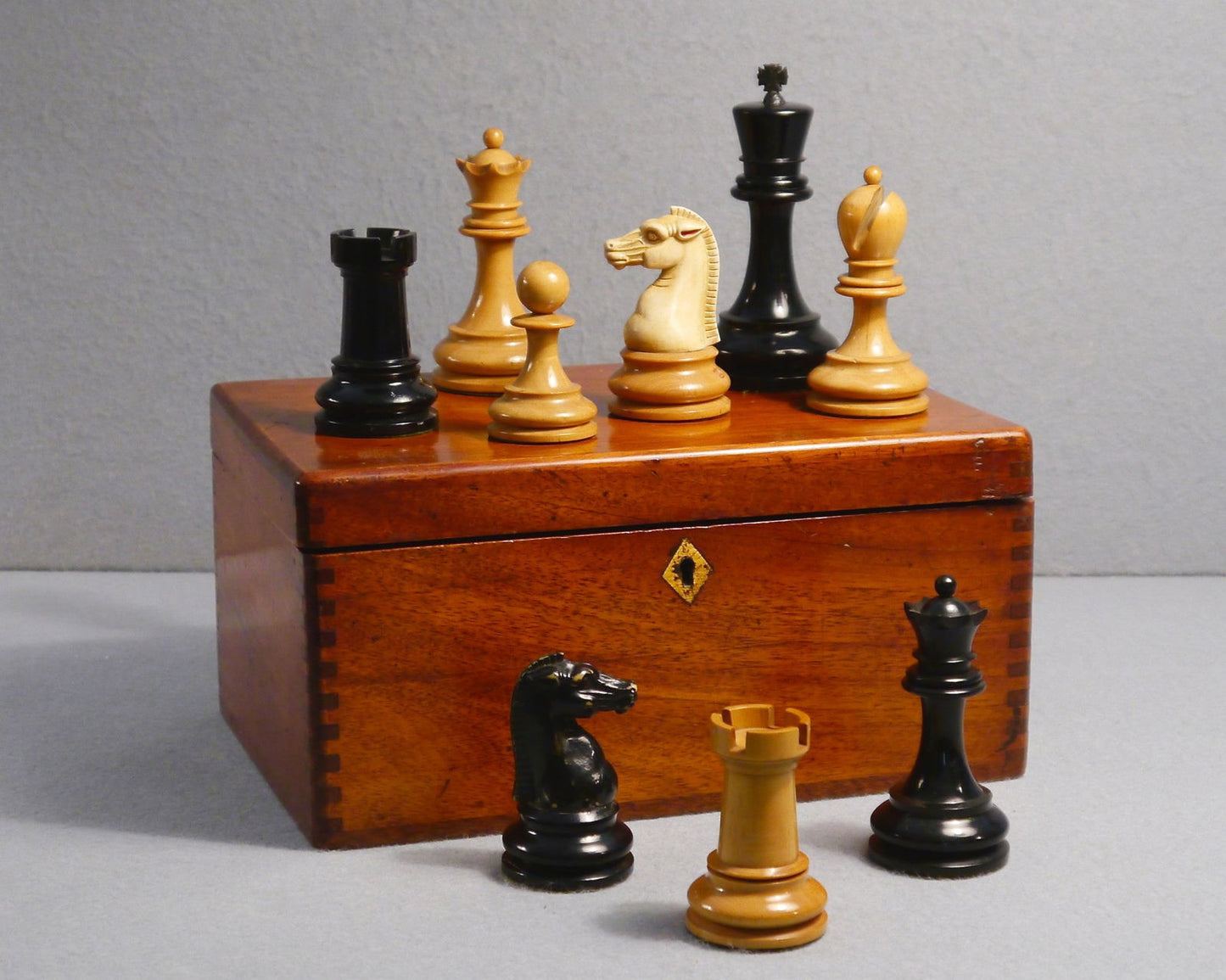 A British Chess Company Staunton Set, No 1.S - Luke Honey | Antiques, Chess, Backgammon & Games