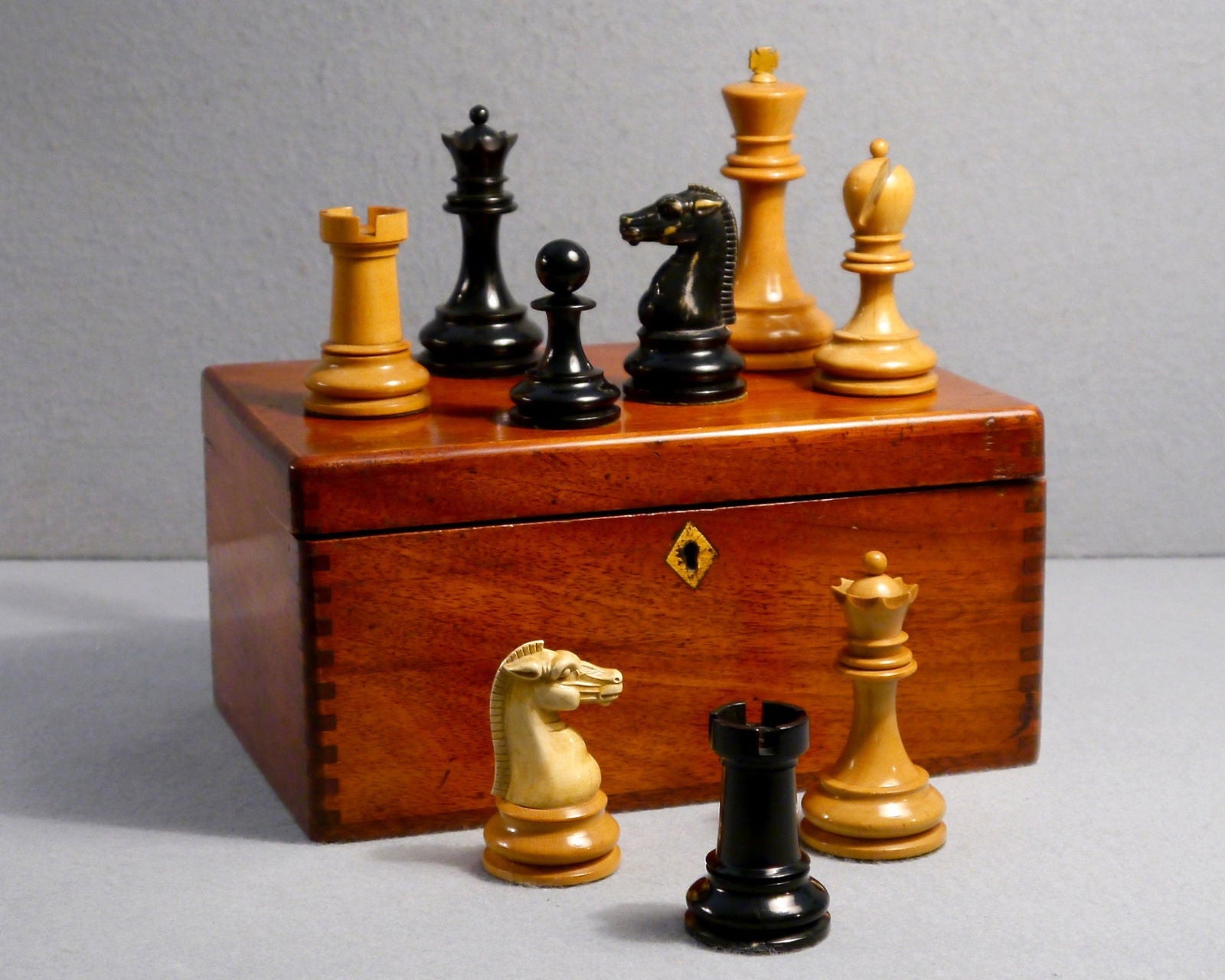 A British Chess Company Staunton Set, No 1.S - Luke Honey | Antiques, Chess, Backgammon & Games