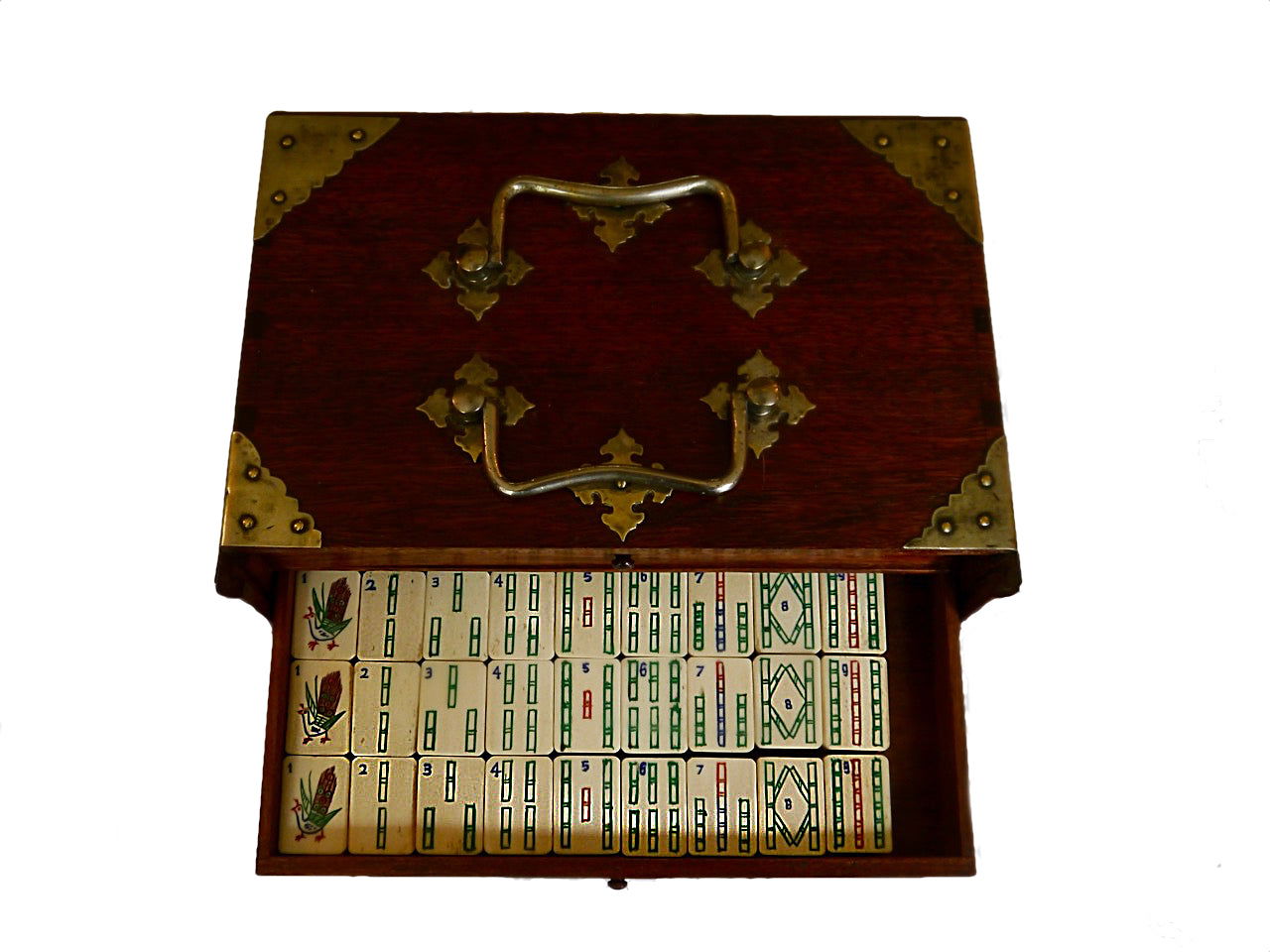 A Chinese Export Mahjong Set, Shanghai, 1920s - Luke Honey | Antiques, Chess, Backgammon & Games