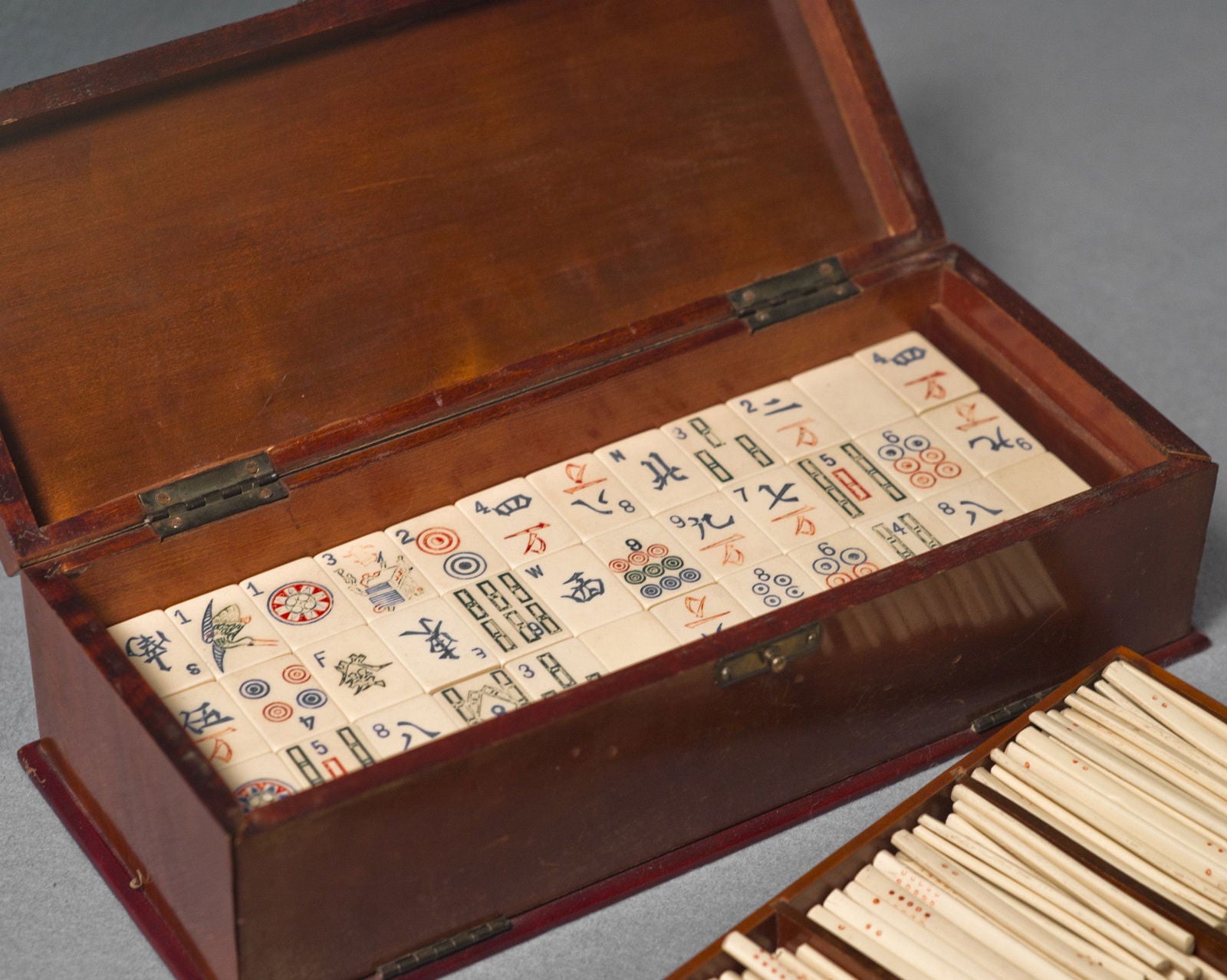 A Mahjong Set, circa 1925 - Luke Honey | Antiques, Chess, Backgammon & Games