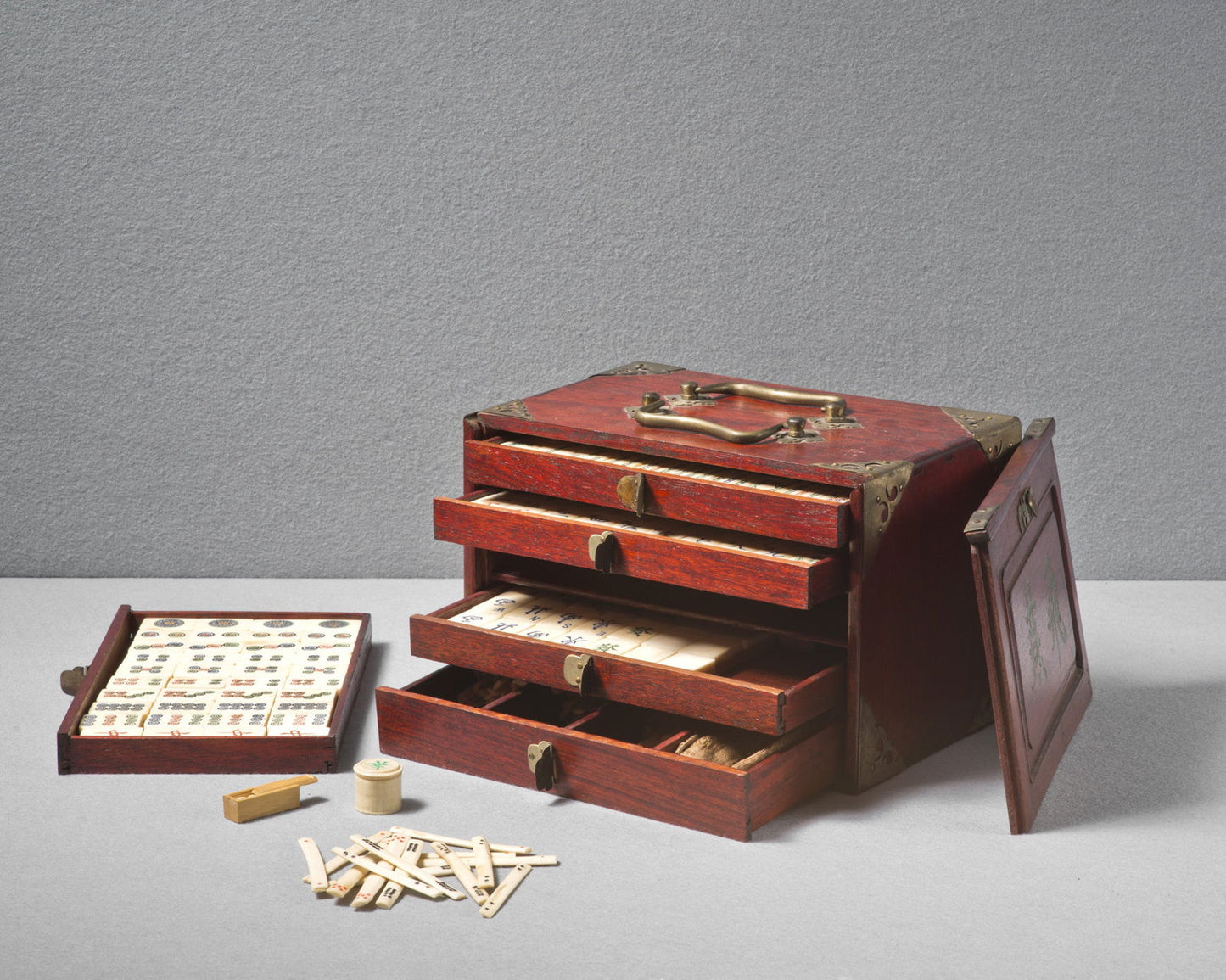 A Mahjong Set, circa 1925 - Luke Honey | Antiques, Chess, Backgammon & Games