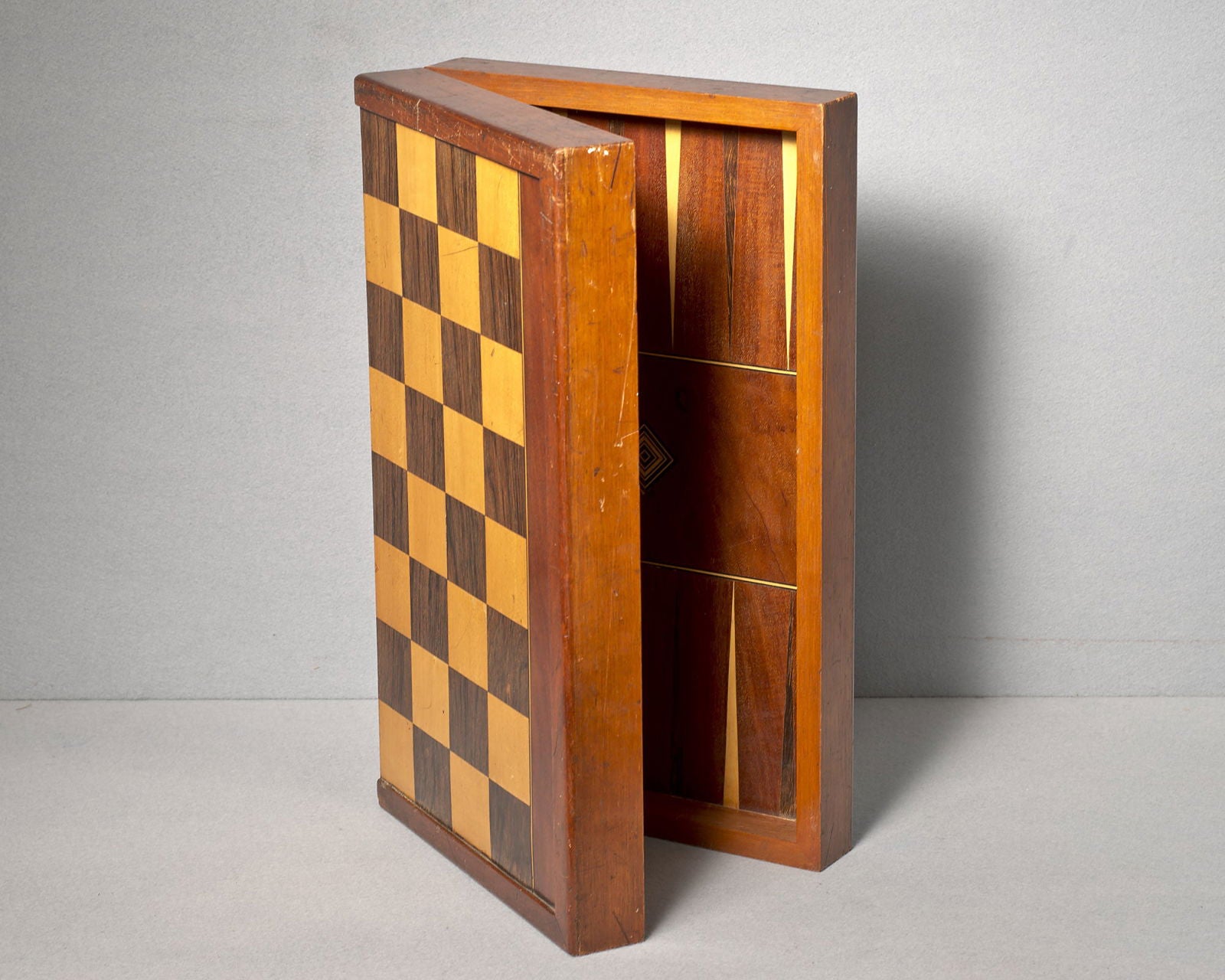 A Rosewood & Mahogany Games Board/Box - Luke Honey | Antiques, Chess, Backgammon & Games