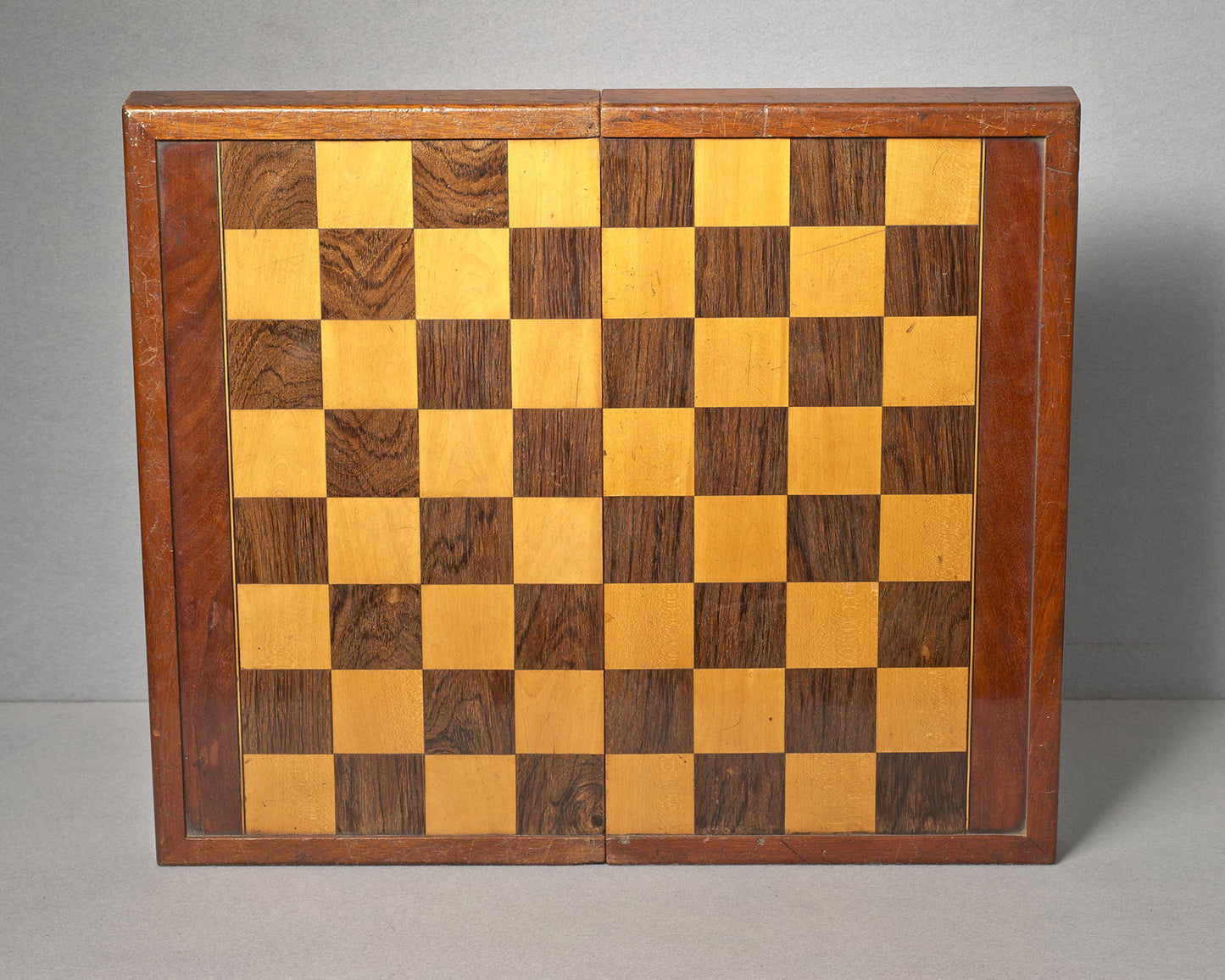 A Rosewood & Mahogany Games Board/Box - Luke Honey | Antiques, Chess, Backgammon & Games