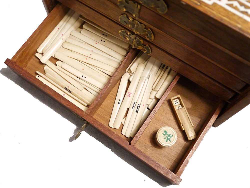 Chinese Export Mahjong Set, Shanghai, 1920s - Luke Honey | Antiques, Chess, Backgammon & Games