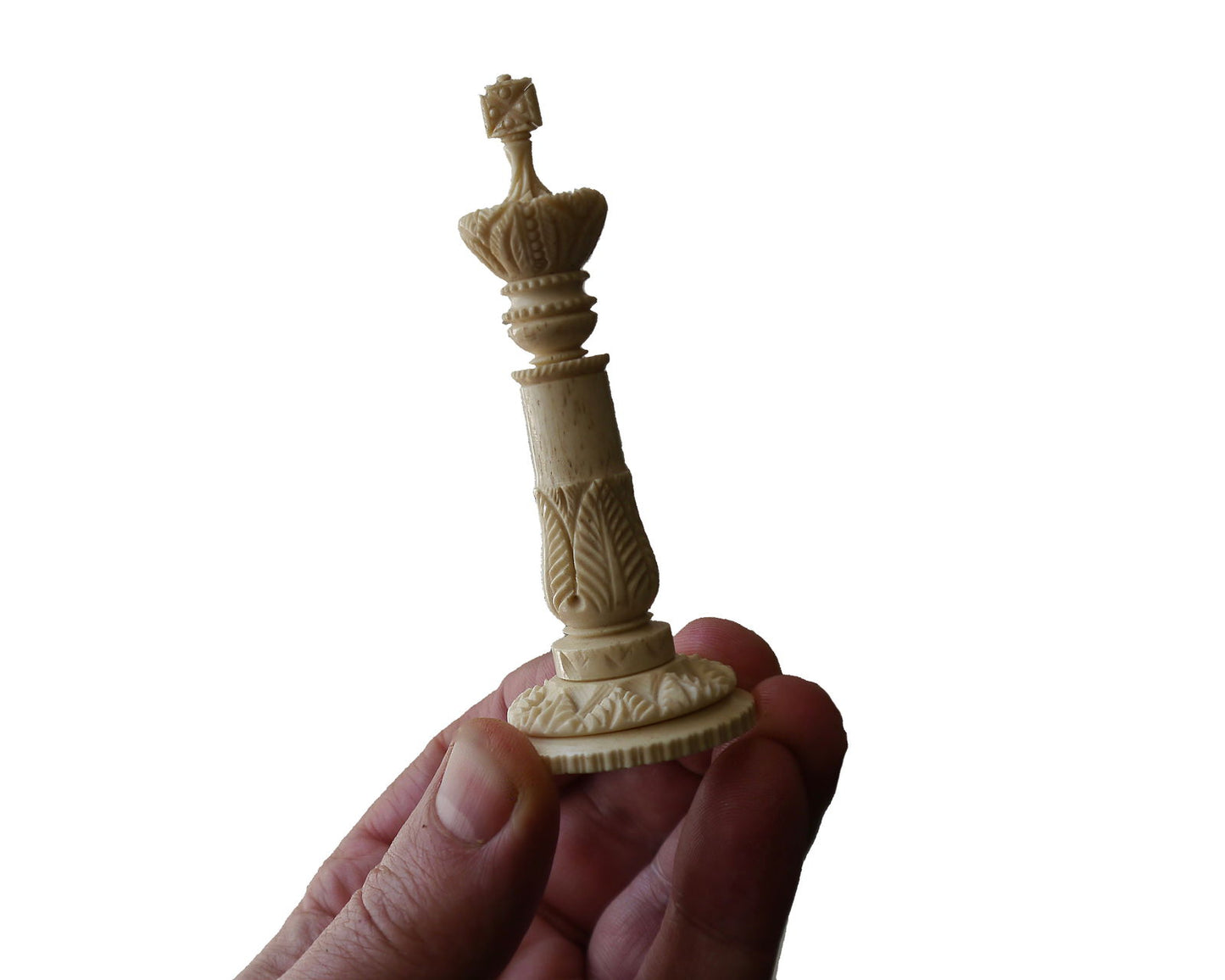 Edinburgh Upright Bone Chess Set, circa 1870 - Luke Honey | Antiques, Chess, Backgammon & Games