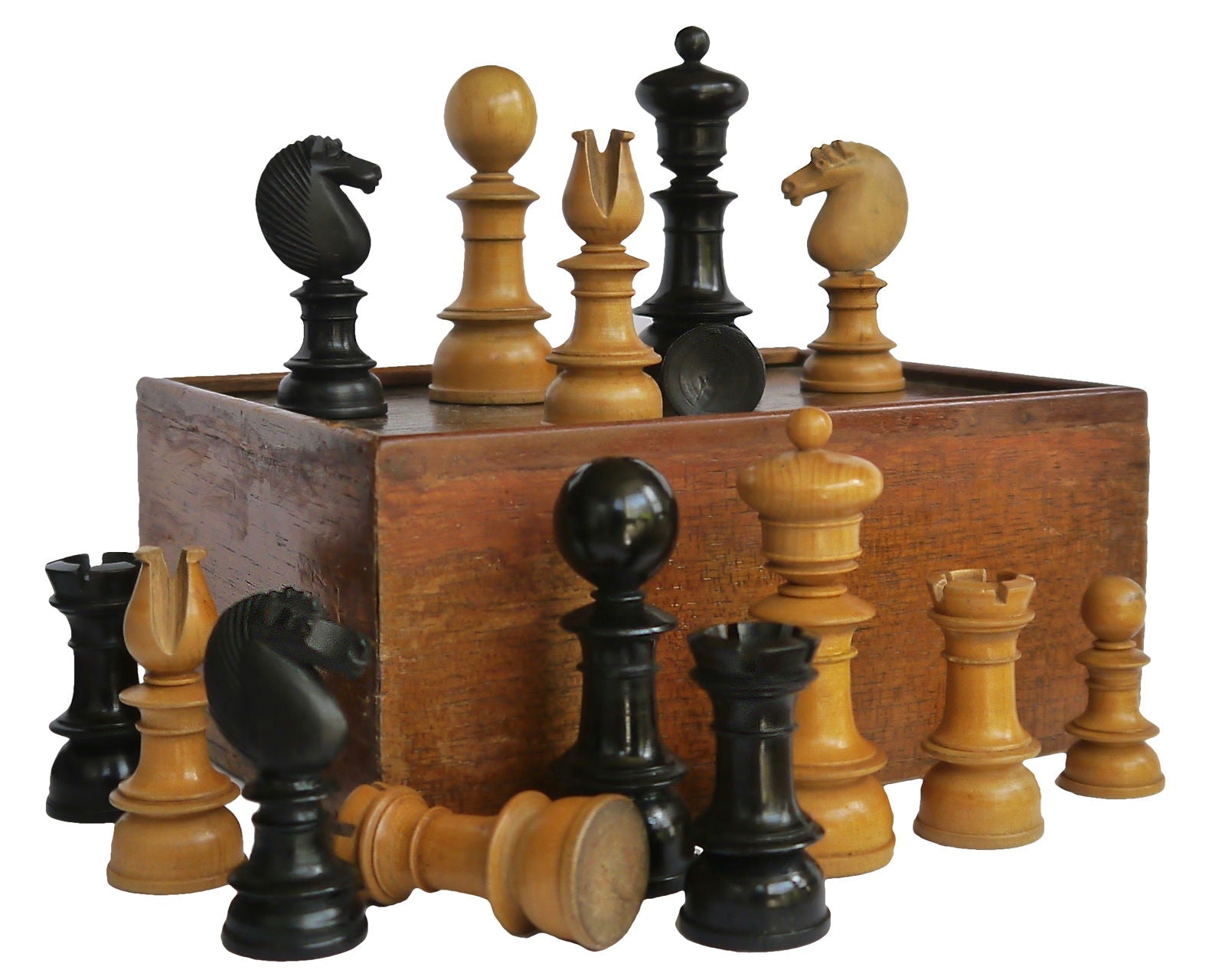 “Edinburgh Upright” Chess Set, circa 1860 - Luke Honey | Antiques, Chess, Backgammon & Games