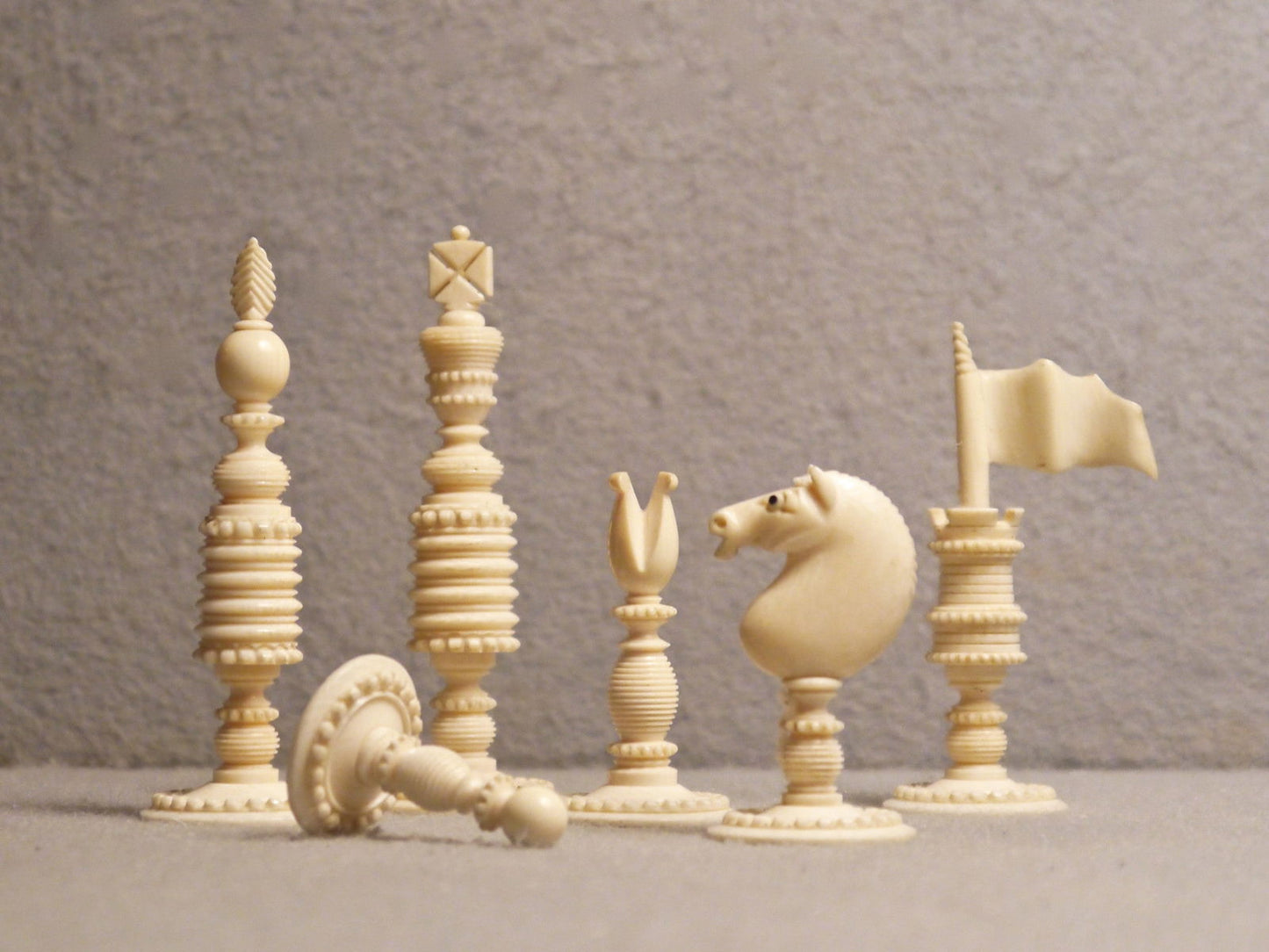 English Ivory Chess Set, 19th century - Luke Honey | Antiques, Chess, Backgammon & Games