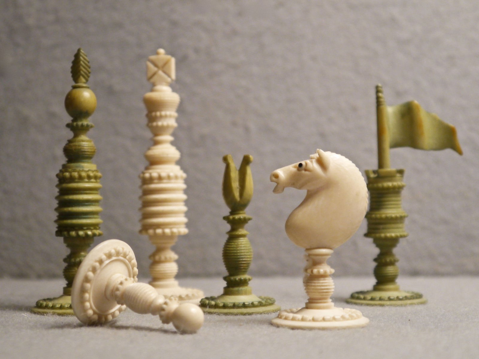 English Ivory Chess Set, 19th century - Luke Honey | Antiques, Chess, Backgammon & Games