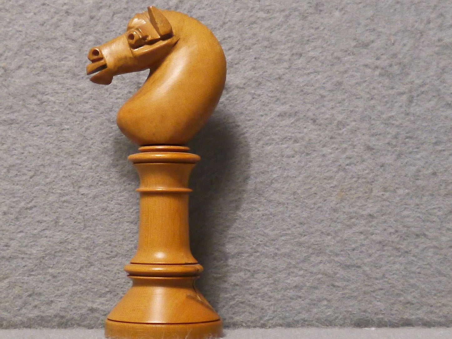 Fine Edinburgh Upright Chess Set, circa 1870 - Luke Honey | Antiques, Chess, Backgammon & Games