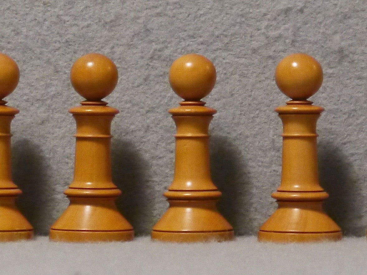 Fine Edinburgh Upright Chess Set, circa 1870 - Luke Honey | Antiques, Chess, Backgammon & Games