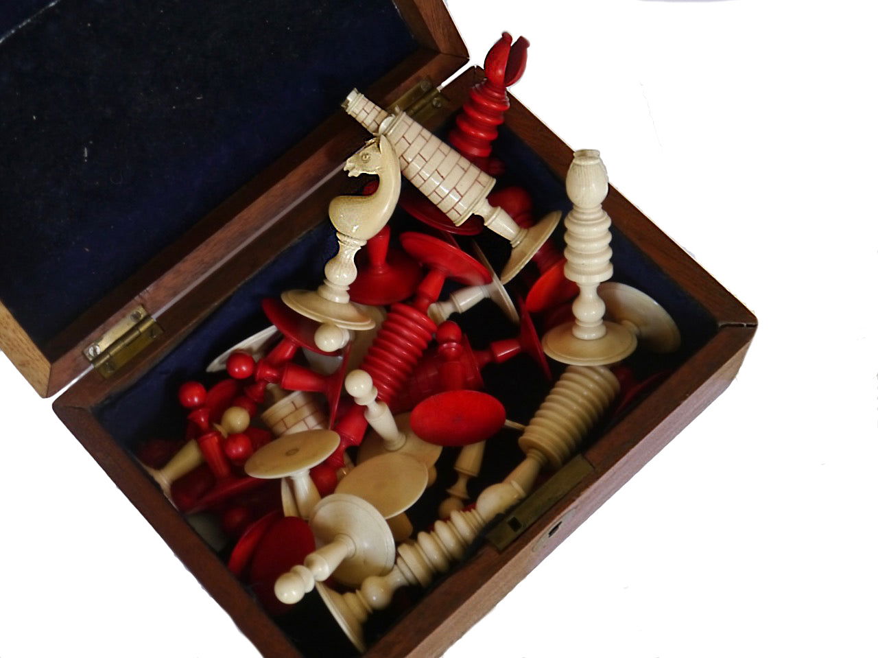 Good “Washington” Chess Set, circa 1780 - Luke Honey | Antiques, Chess, Backgammon & Games