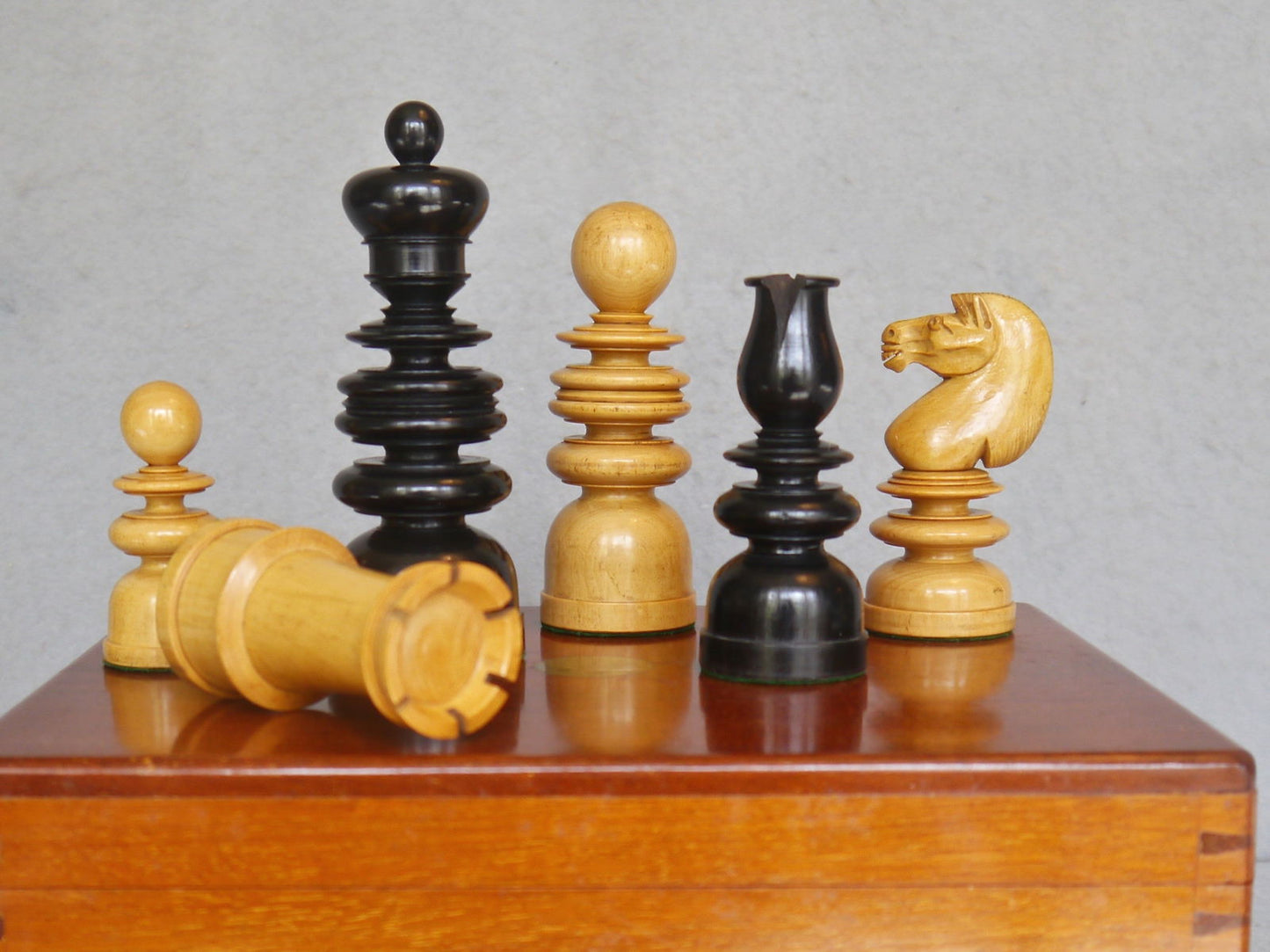 “Jaques Style” St George Chess Chess Set - Luke Honey | Antiques, Chess, Backgammon & Games