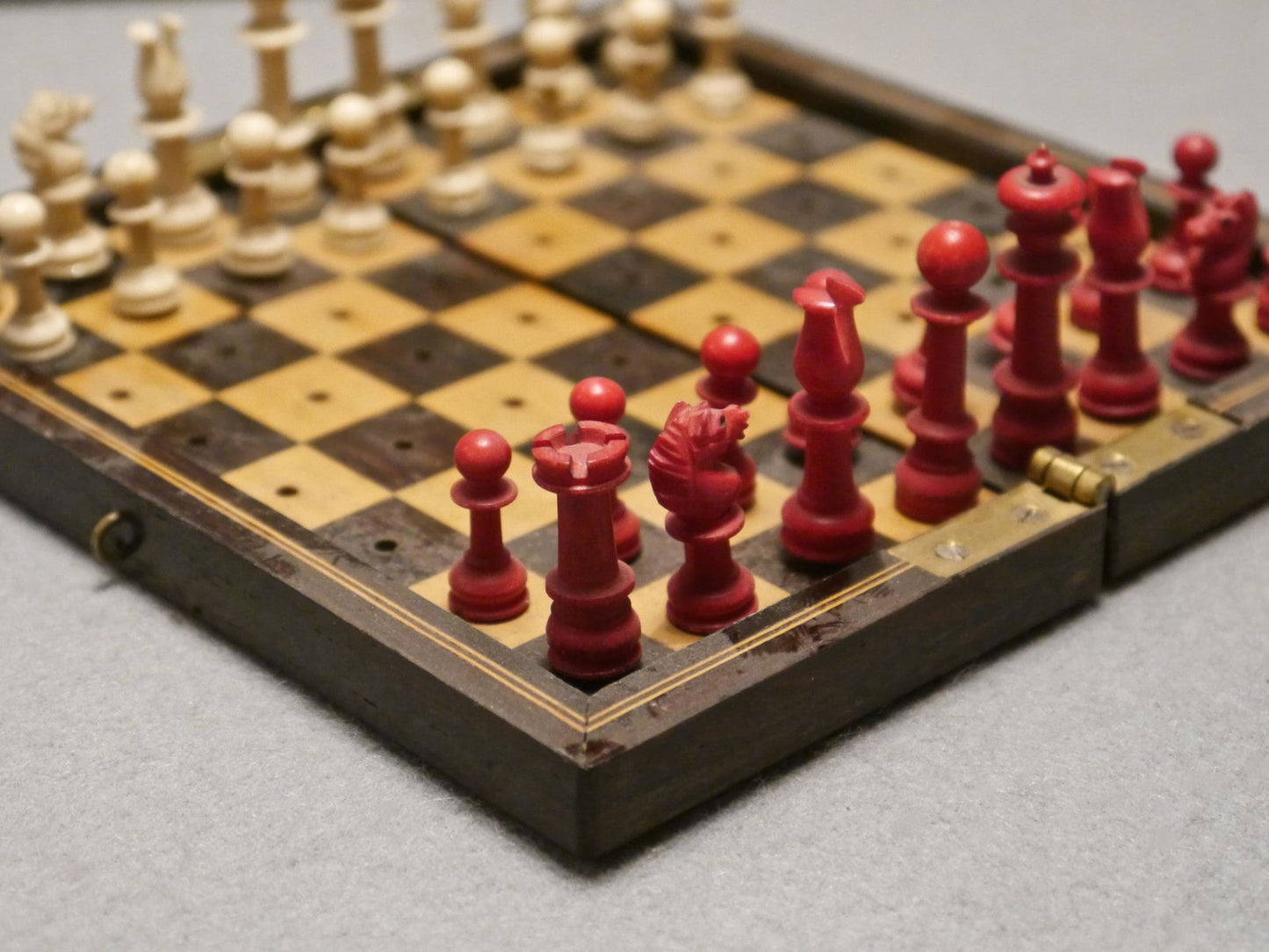 Rosewood Travelling Chess Set, 19th century - Luke Honey | Antiques, Chess, Backgammon & Games