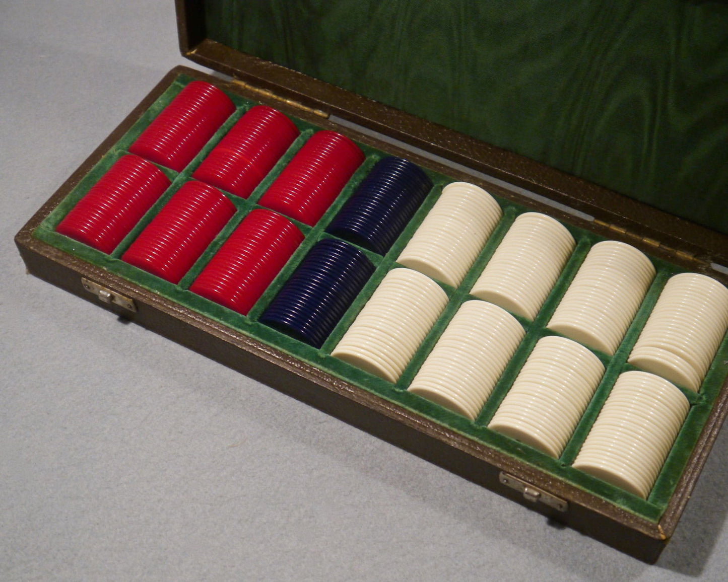 Set of Gambling Chips, circa 1930-1950 - Luke Honey | Antiques, Chess, Backgammon & Games