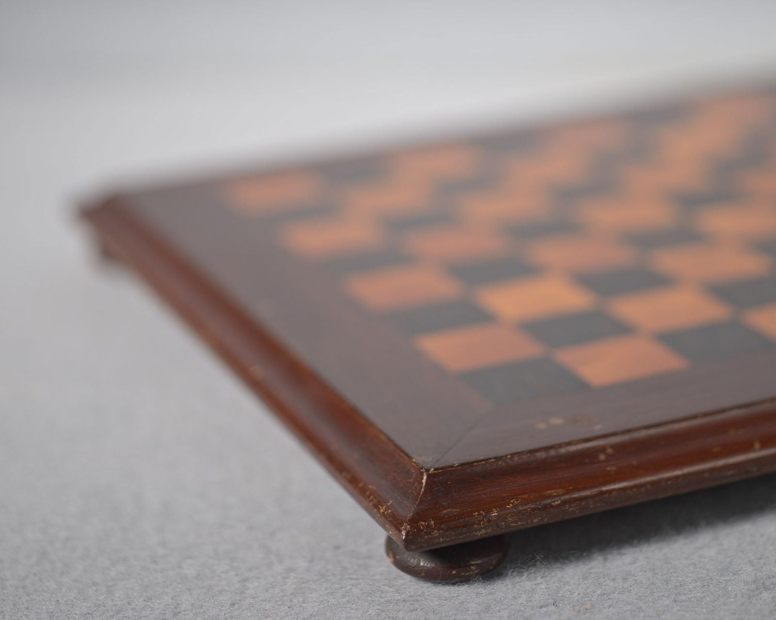 Small Mahogany & Satin-Birch Chess Board - Luke Honey | Antiques, Chess, Backgammon & Games