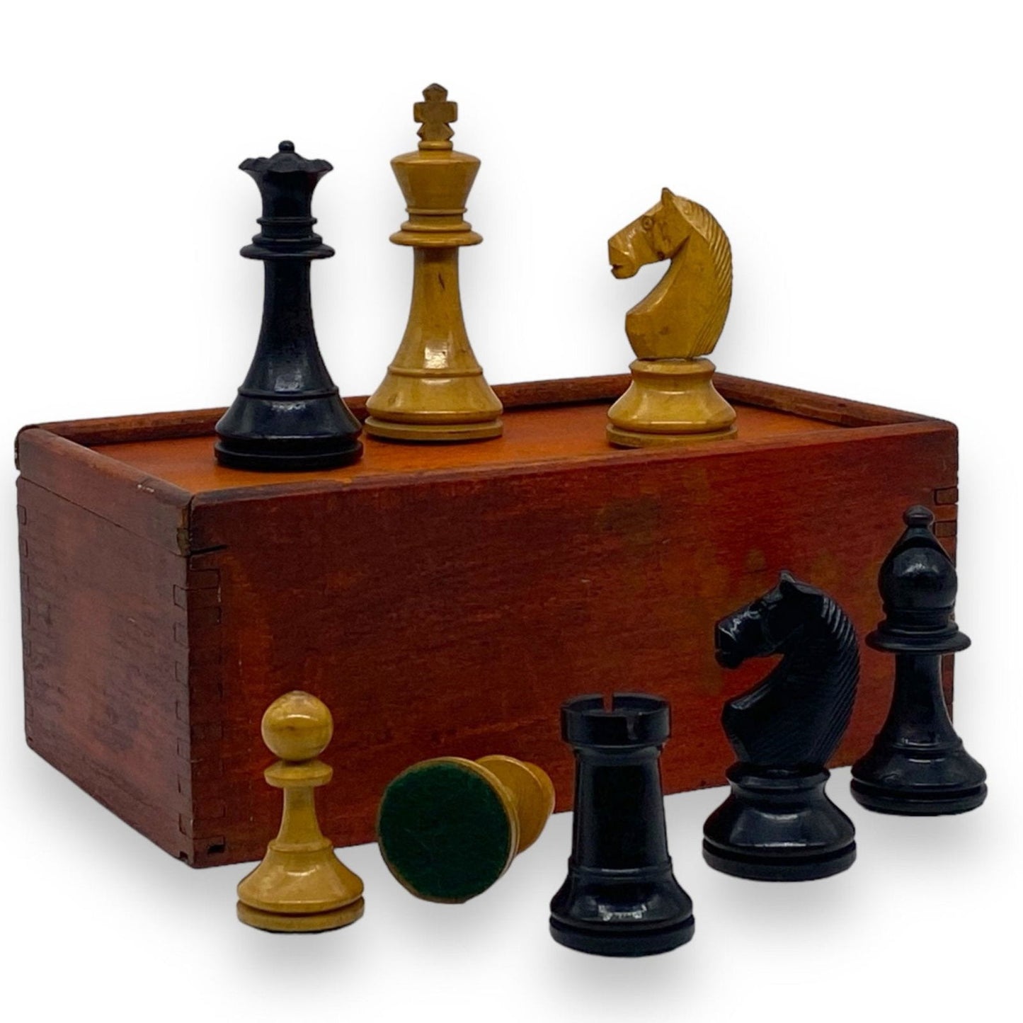 'Staunton' Boxwood Chess Set, 1920s - Luke Honey | Antiques, Chess, Backgammon & Games