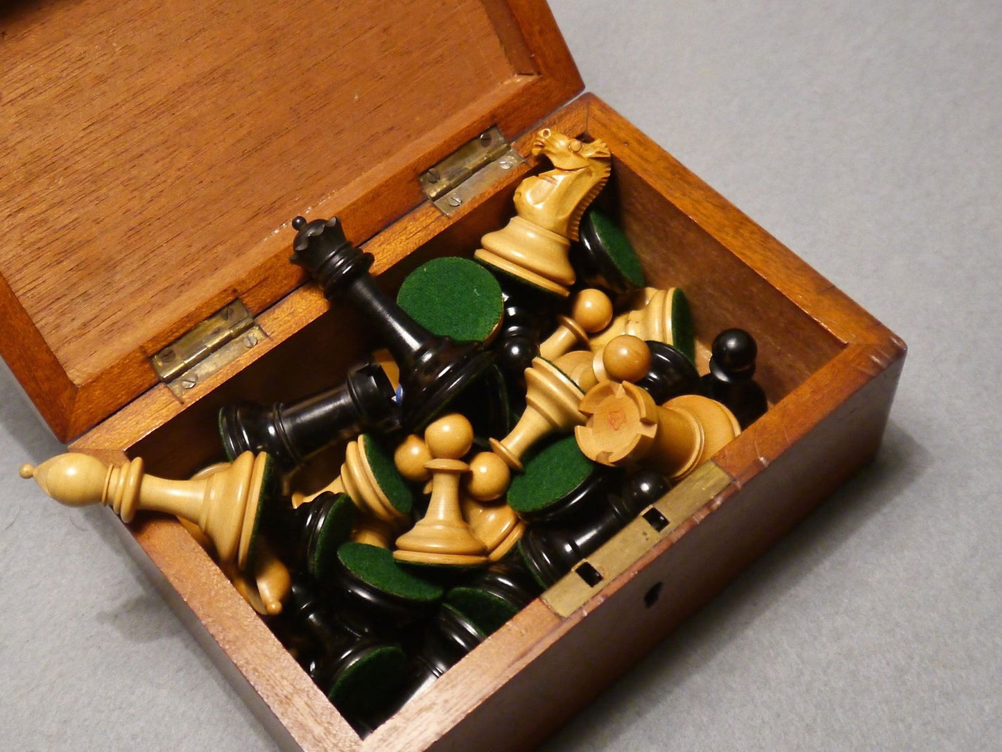 Staunton Pattern Chess Set, circa 1900 - Luke Honey | Antiques, Chess, Backgammon & Games